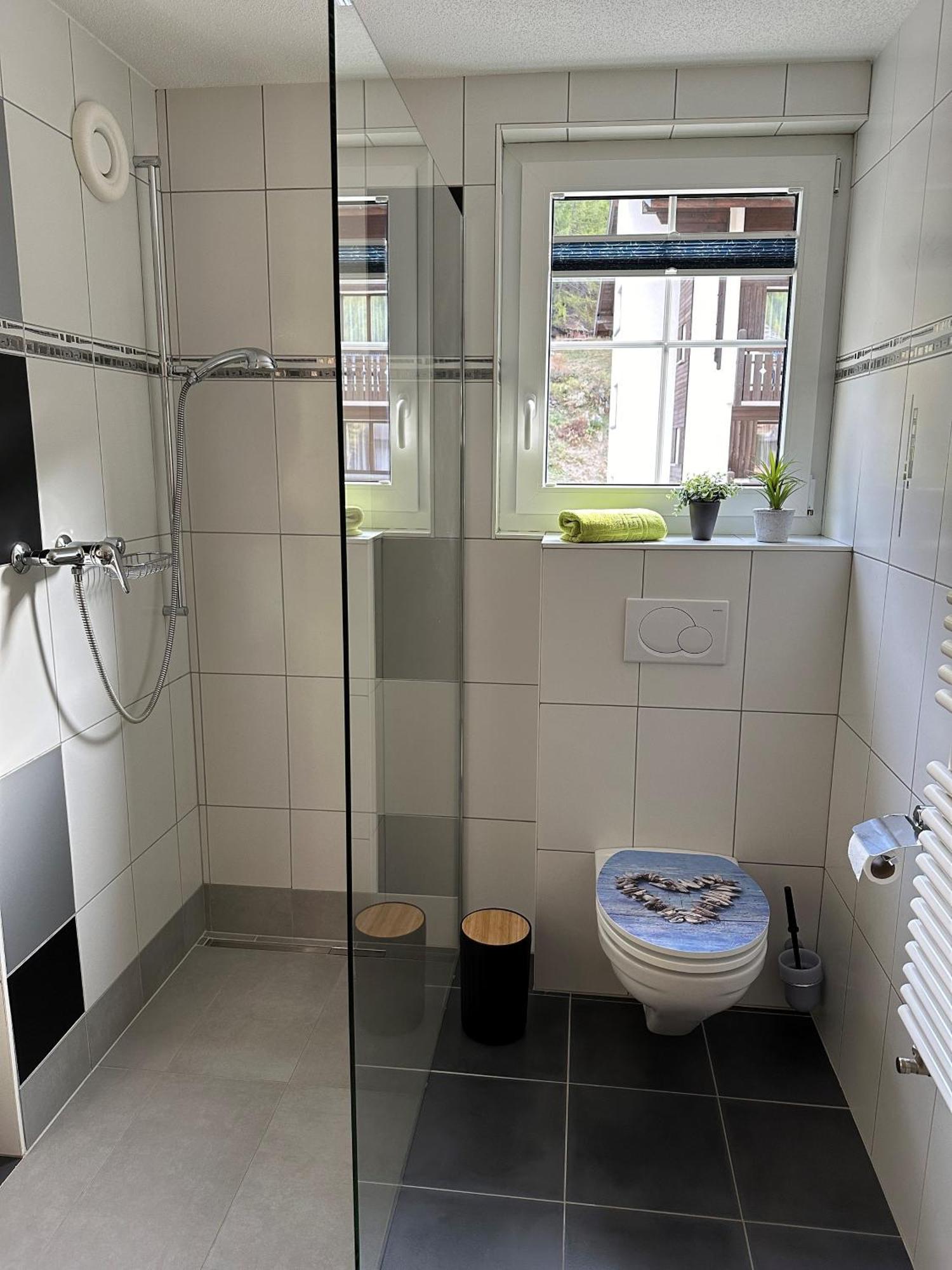 Haus Mondelli Apartment Saas-Almagell Bagian luar foto
