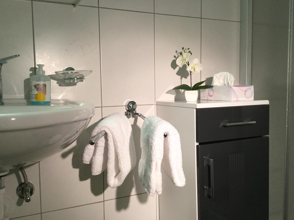 Haus Mondelli Apartment Saas-Almagell Bagian luar foto
