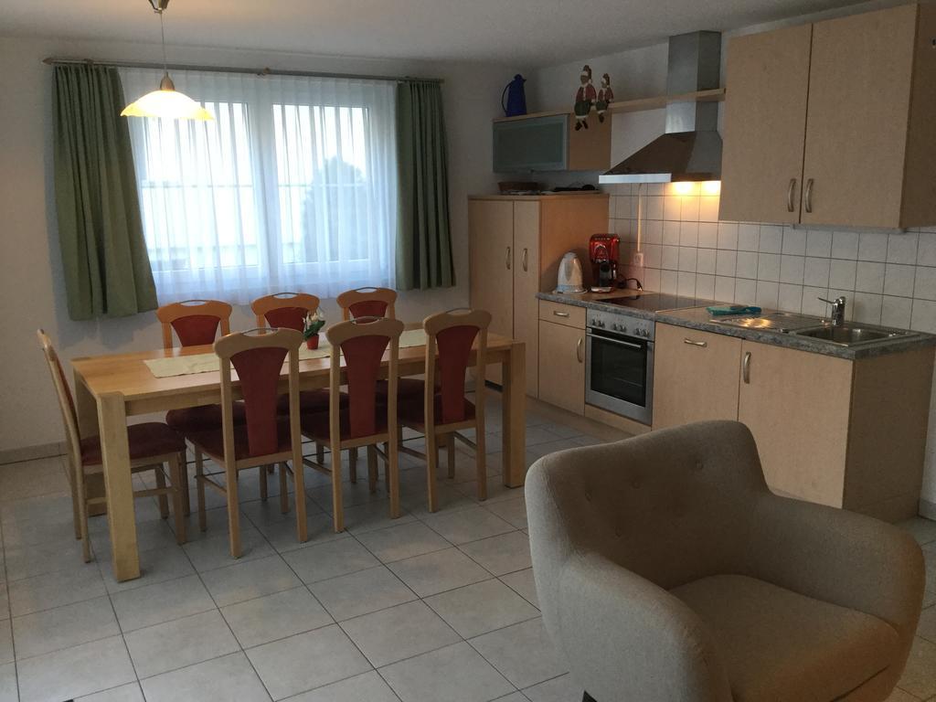 Haus Mondelli Apartment Saas-Almagell Bagian luar foto