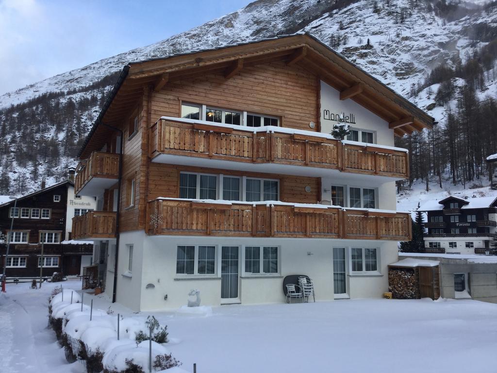 Haus Mondelli Apartment Saas-Almagell Bagian luar foto