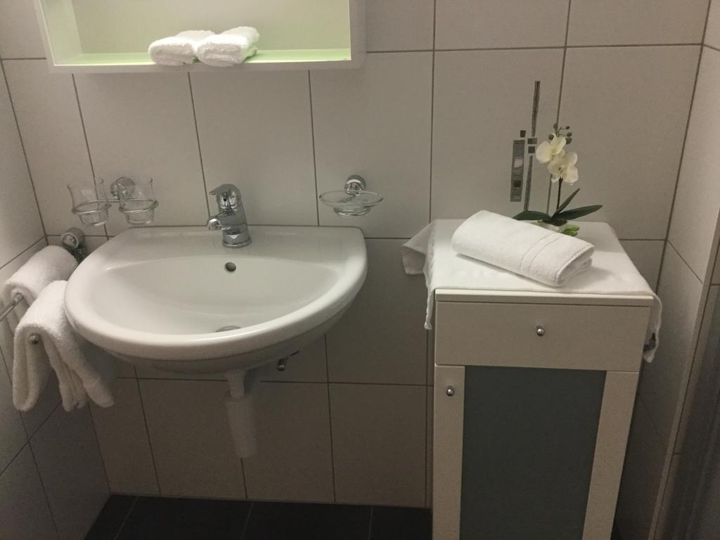Haus Mondelli Apartment Saas-Almagell Bagian luar foto