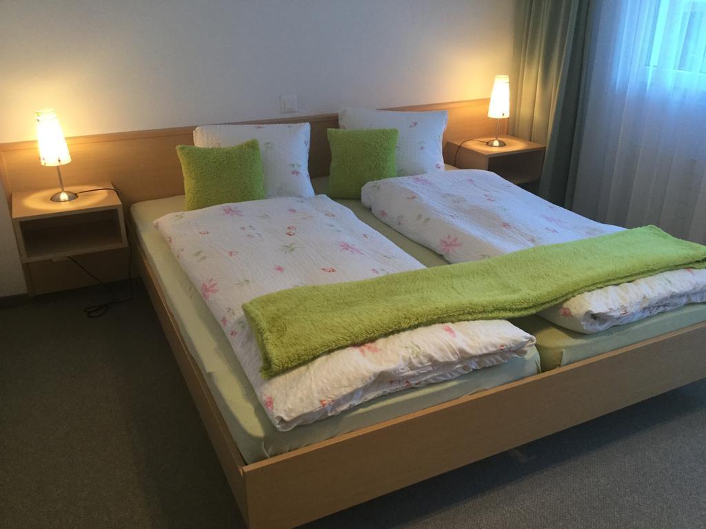 Haus Mondelli Apartment Saas-Almagell Bagian luar foto